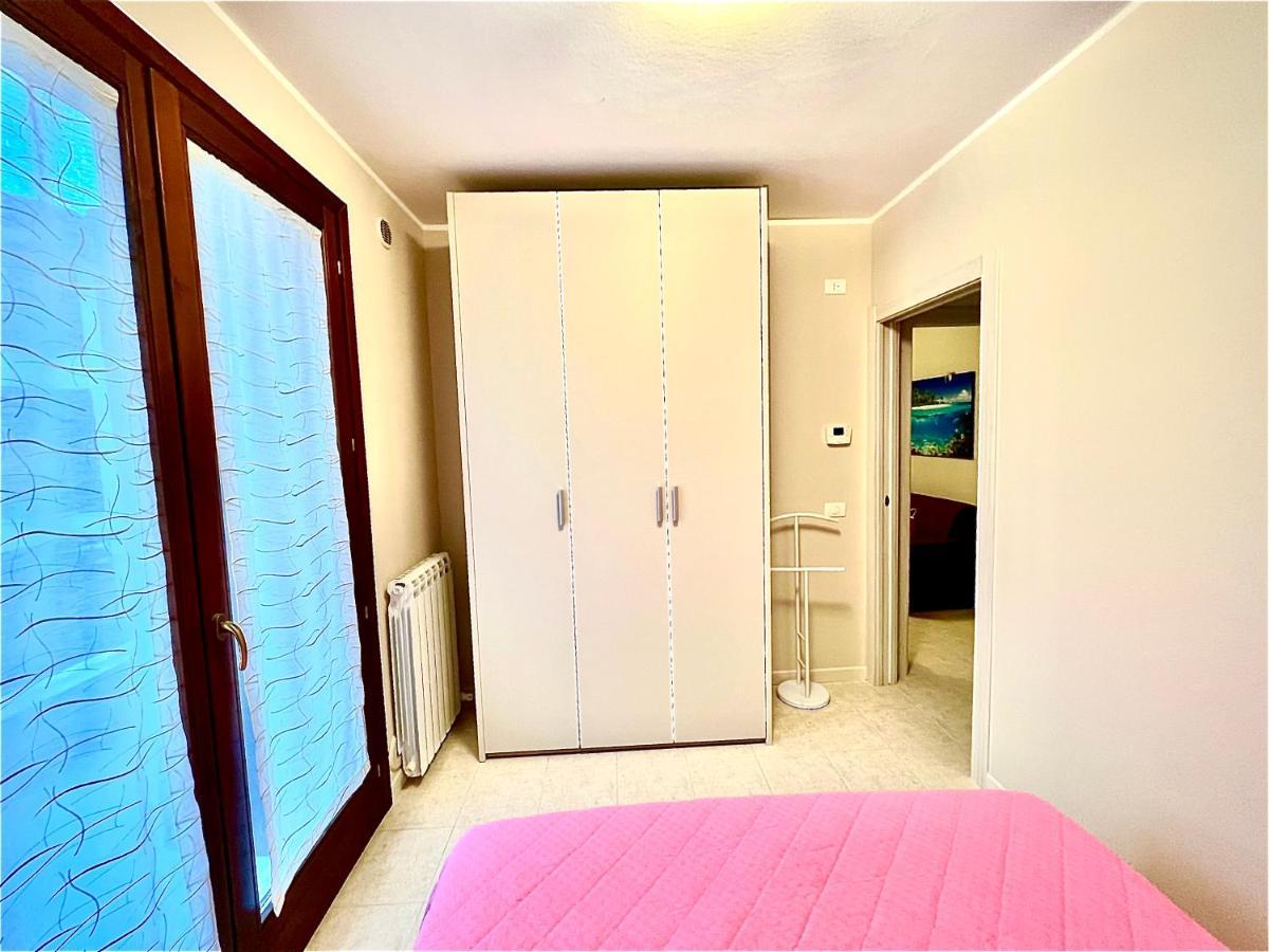 Petite Maison Sirmione Luaran gambar